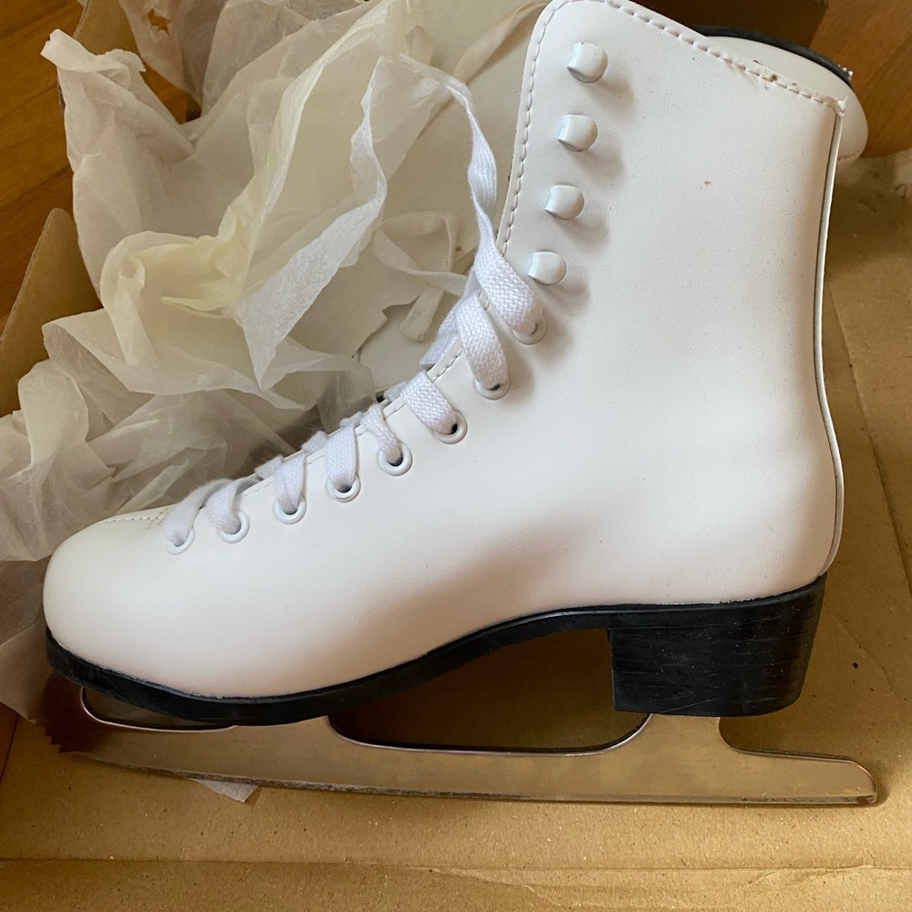 Girls ice skates